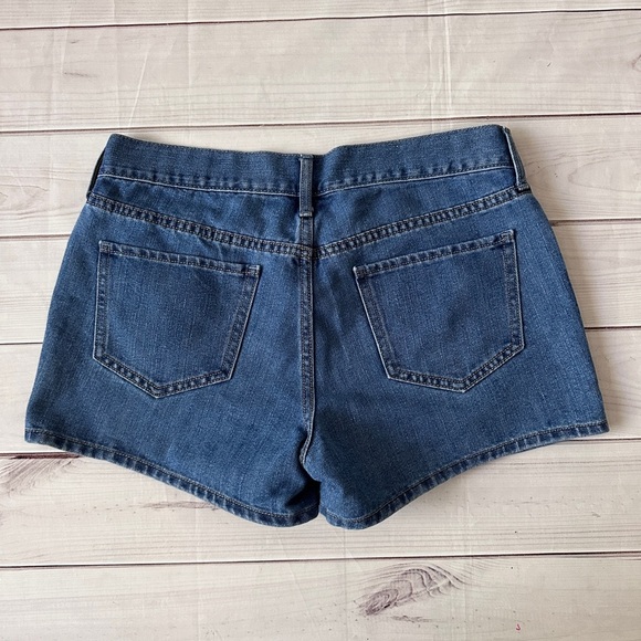 Old Navy Women's Flirt Jean Shorts Size 6
Summer Vacation Classic Casual Cute - Picture 2 of 7
